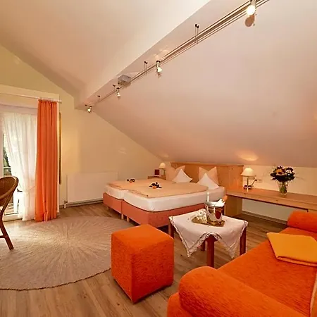 Herzen's 3*