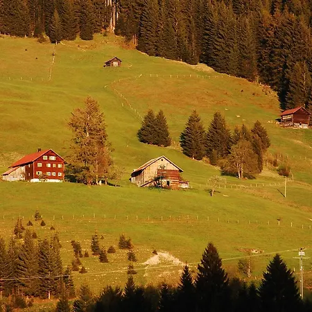 Herzen's Hotel 3*