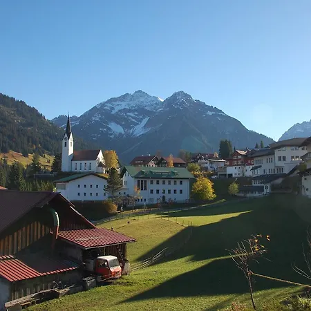 Herzen's Hotel 3*